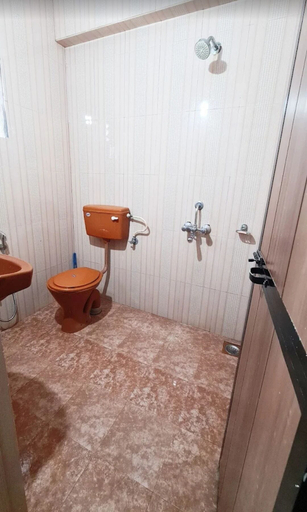 Bathroom 2, Jackson's Beach House Calangute, North Goa