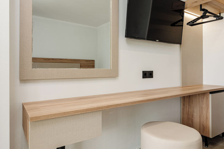 Bathroom 4, Caretta Beach Resort & Waterpark, Ionian Islands