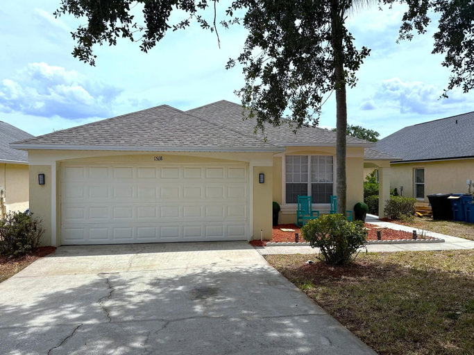 Exterior & Views 2, Beautiful South-facing Pool Home in Southern Dunes, Polk
