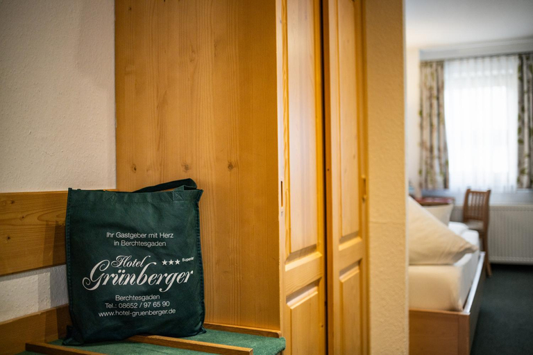 Bedroom 2, Hotel Grunberger, Berchtesgadener Land