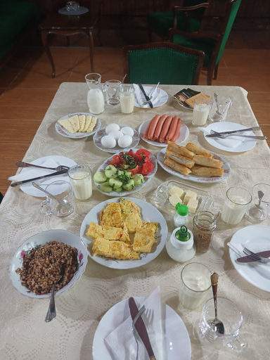 Food & Drinks, Guest House Top Floor, Telavi