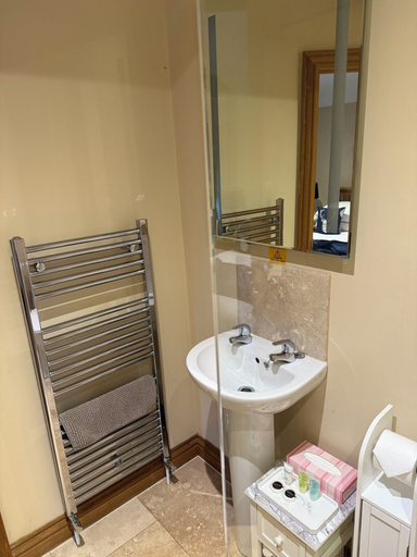 Bathroom 3, the Star Inn, North Yorkshire