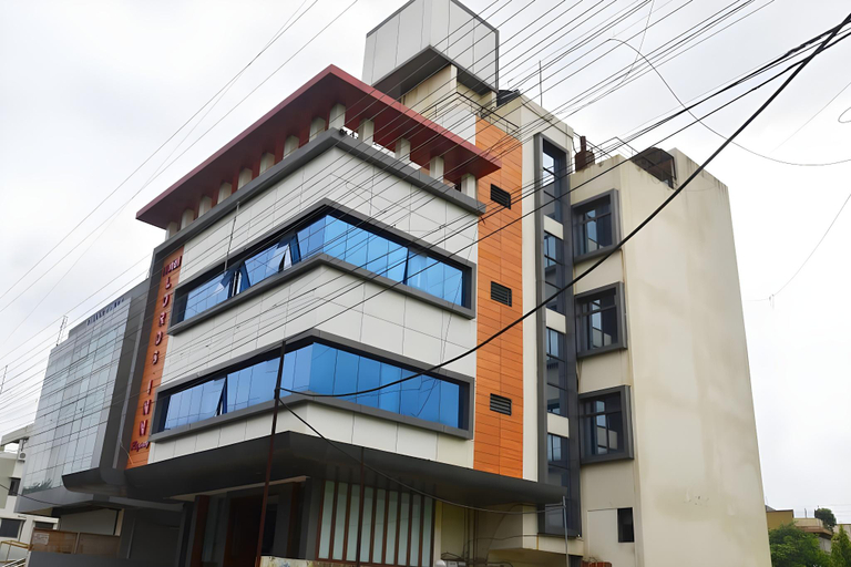 Exterior & Views 1, Townhouse Lords Regency, Indore