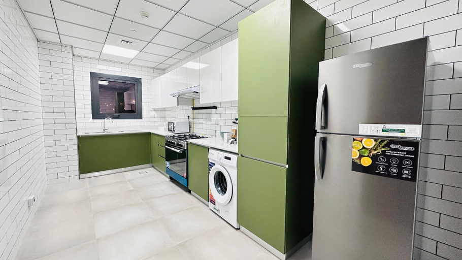Microwave 3, Belvilla Luxe At Concord Tower With Pool & Gym Near Jlt, Dubai