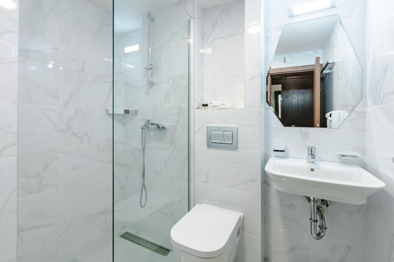Bathroom 4, Hotel Pela