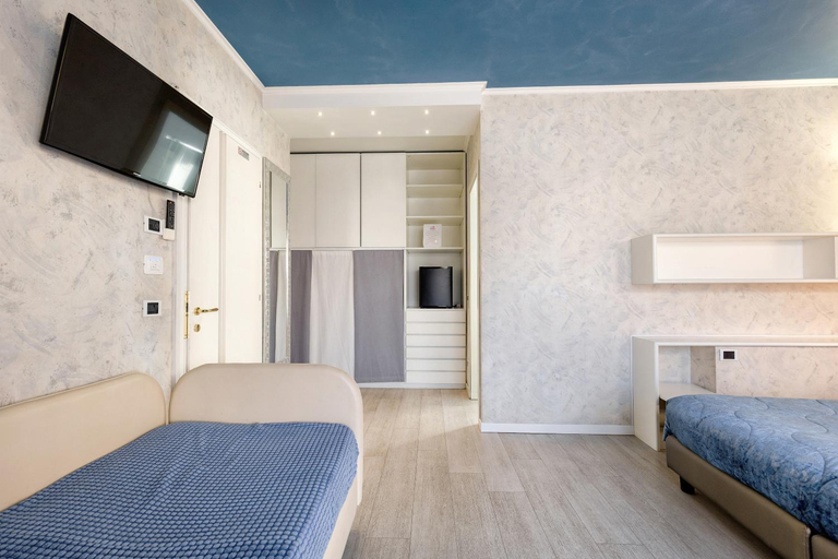 Bedroom 3, Villa Lilla, Brescia