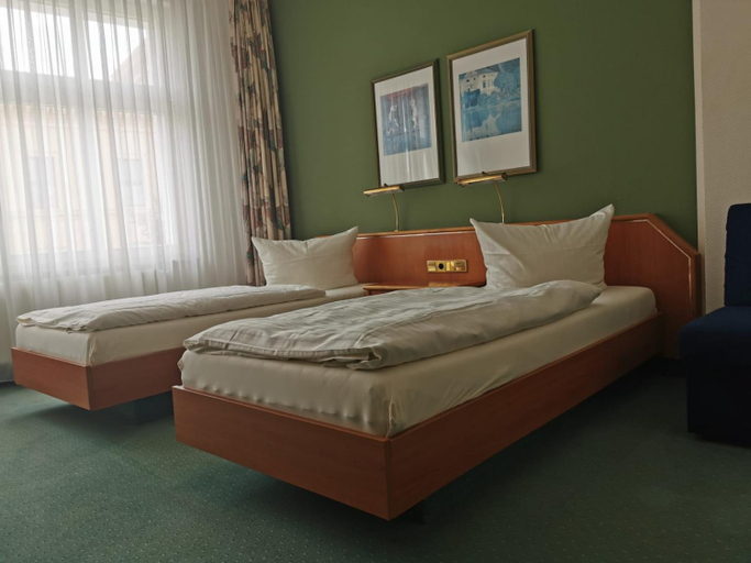 Bedroom 4, Hotel Kaiserhof, Oder-Spree