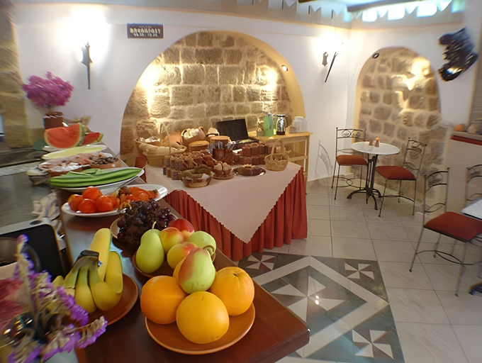 Food & Drinks 2, Cava d'Oro, South Aegean