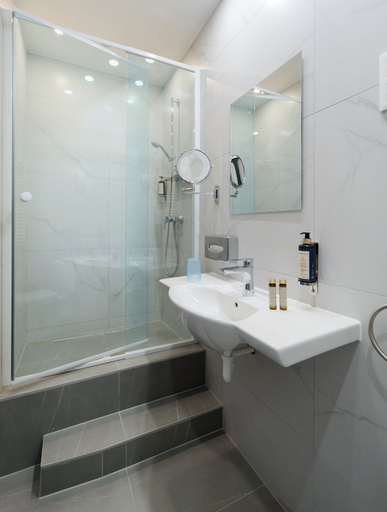 Bathroom 5, CHLOE Hotel Budapest, Budapesti