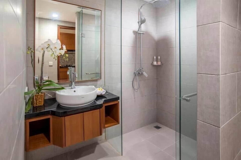 Bathroom 4, Pondok Arya Kuta Villas by Kamara, Badung