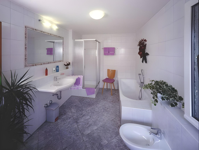 Bathroom 4, Hotel Silberdistel, Breisgau-Hochschwarzwald