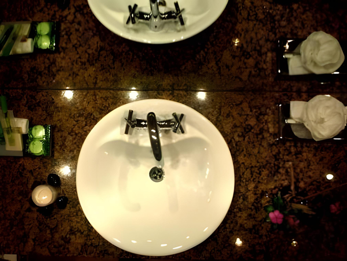 Bathroom 3, Riande Granada Urban Hotel, Panamá