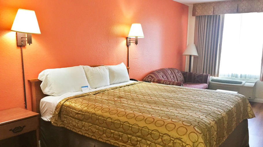 Bedroom 4, Motel 6 San Diego, CA - Southbay, San Diego