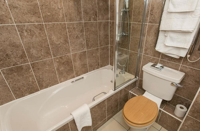 Bathroom 5, The Coniston Hotel Country Estate & Spa - Skipton, North Yorkshire