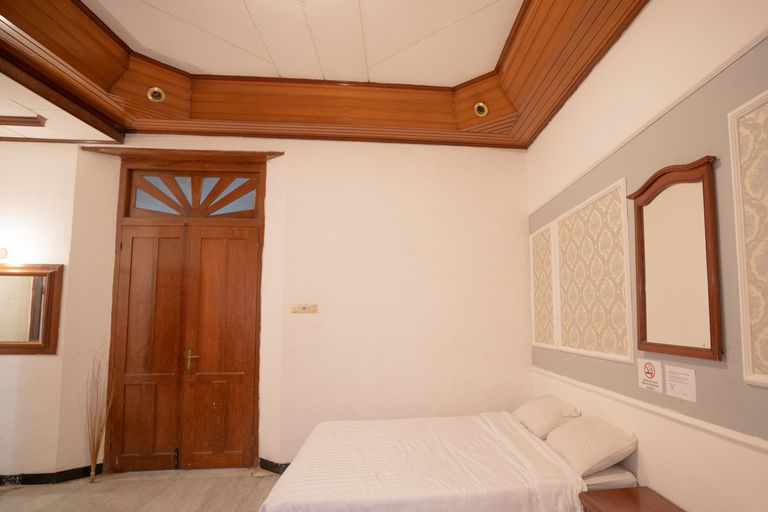 Bedroom 9