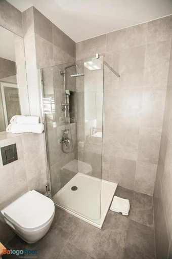 Bathroom 2, BatogoSpot Tumski, Środa Śląska