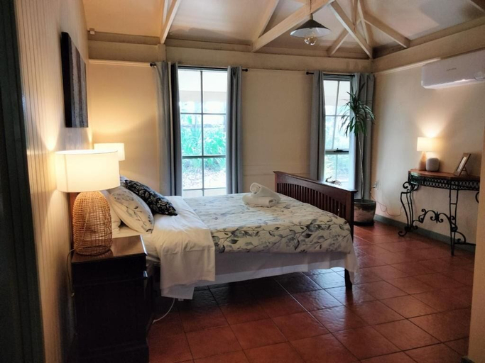 Bedroom 3, Kalimna Woods Cottages, E. Gippsland - Bairnsdale
