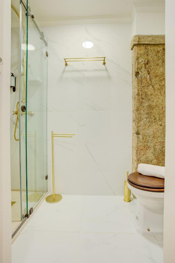 Bathroom 5, Palacio das Especiarias, Lisbon