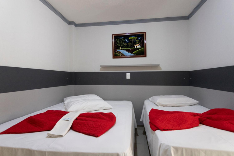 Bedroom 2, Turis Hotel & Choperia, Dourados