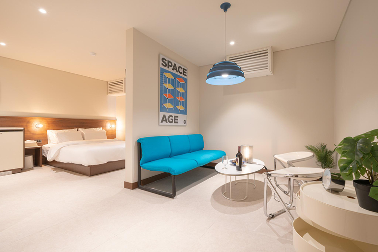 Bedroom 4, TimeTerminal Hotel Daejeon 1st by Anook, Dong