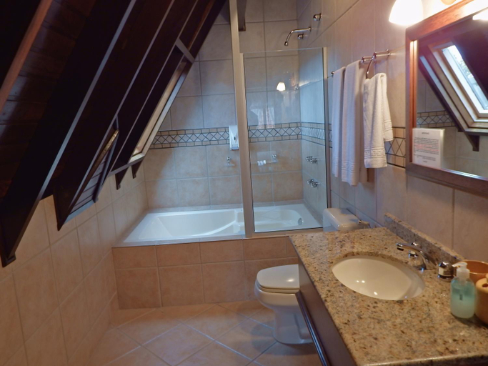 Bathroom 4, Hotel Azaleia, Gramado