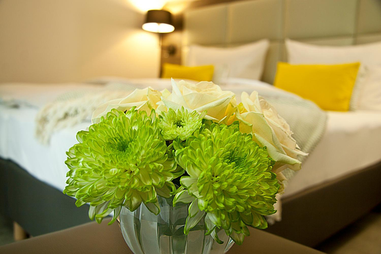 Bedroom 2, Hotel Am Moosrain Garni, Erding