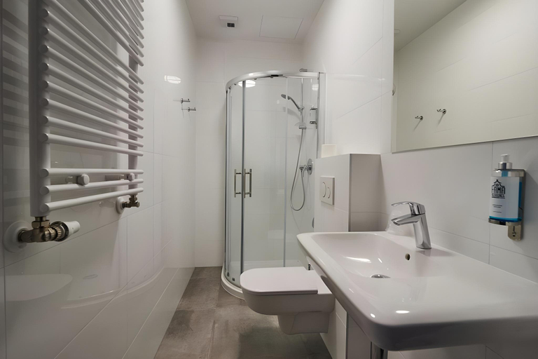 Bathroom 3, Fama Residence Gdansk Old Town, Gdańsk City