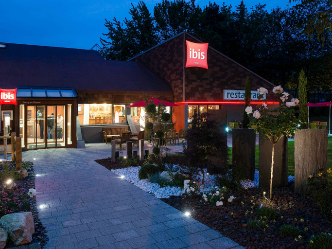 Exterior & Views 2, ibis Bourg-en-Bresse, Ain