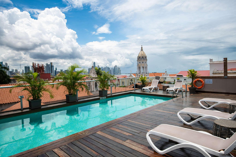 Swimming pool 5, Central Hotel Panama, Panamá