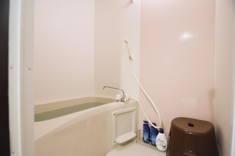 Bathroom 2, TOMARIE Residential Suite Edogawa, Edogawa
