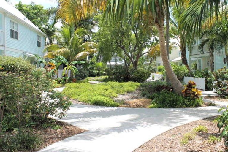 Interior 2, Lavender Jungle by Avantstay Great Location w/ Patio & Shared Pool! Month-long Stays, Monroe