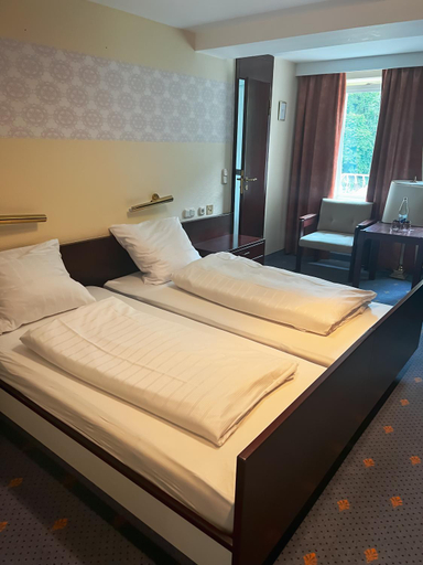 Bedroom 3, Vintagehotel Adler, Cochem-Zell