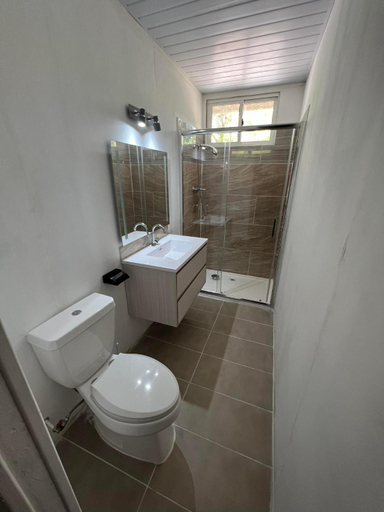 Bathroom 2, Te Mao, Bora Bora