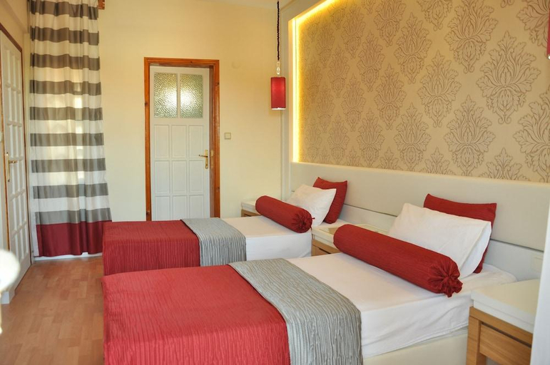 Bedroom 2, Gurol Apart, Fethiye