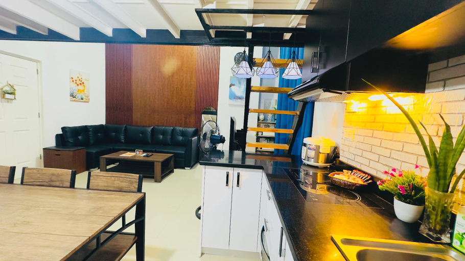 Others 3, Special Big Loft Unit w/Fibreop Internet & Netflix, Cebu City