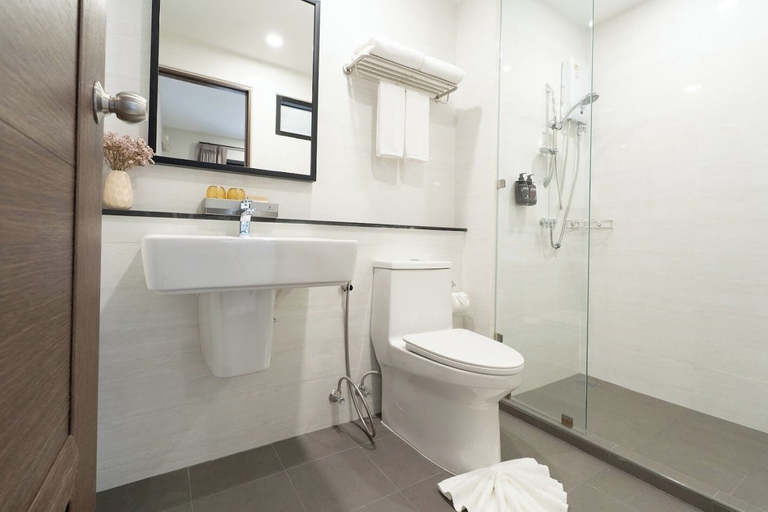 Bathroom 4, Chapter Hotel Hatyai, Hat Yai