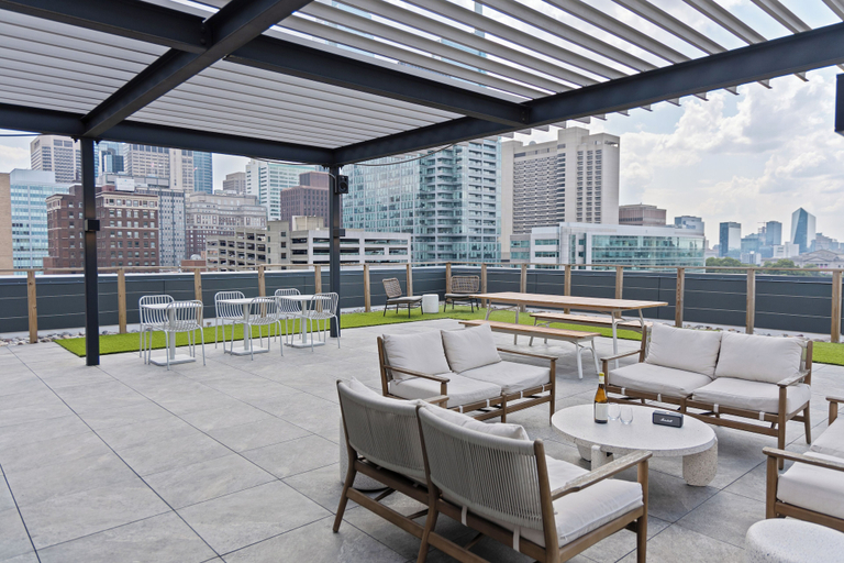 Food & Drinks 5, Sosuite at The Onyx - Museum District, Philadelphia