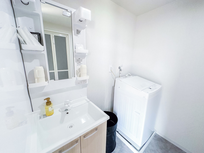 Bathroom, Mr.KINJO in ESPOIR, Miyakojima