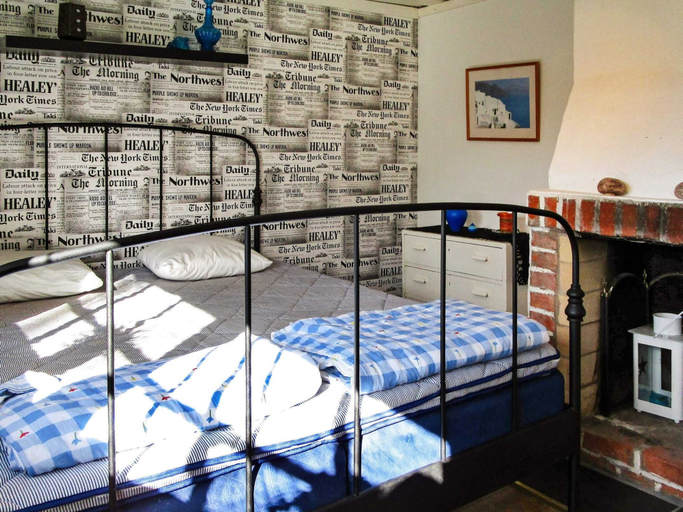Bedroom 3, 4 Person Holiday Home in Lerdala, Skövde