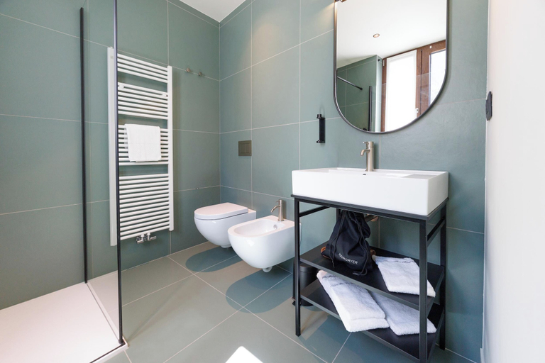 Bathroom 4, Hotel Stelvio Tirano, Sondrio