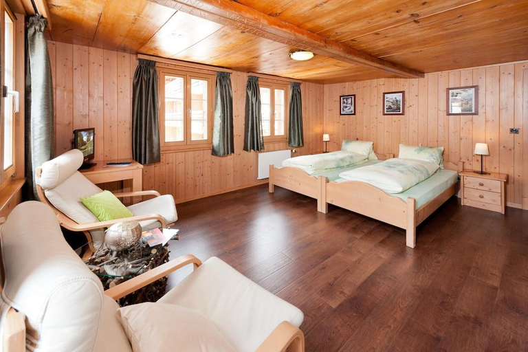 Bedroom 2, Hotel Walliserkanne, Visp