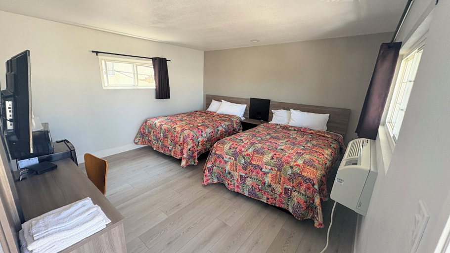 Bedroom 3, Keystone Motel, Los Angeles