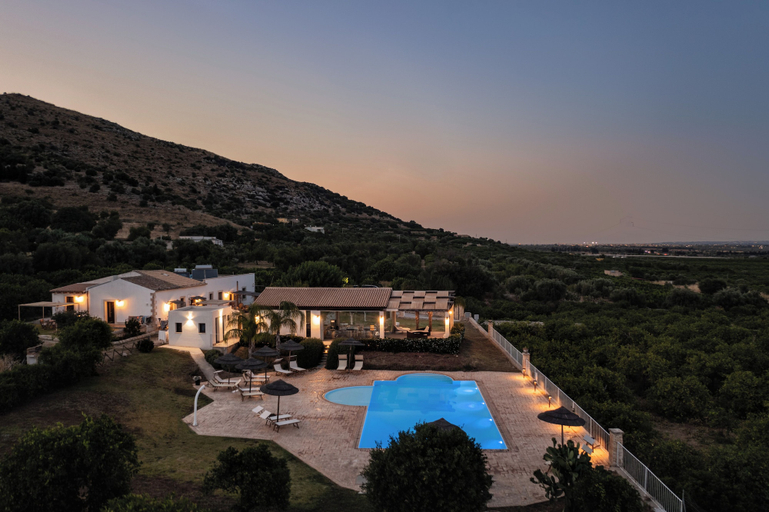Exterior & Views 2, Agriturismo alle Riserve Cavagrande, Syracuse
