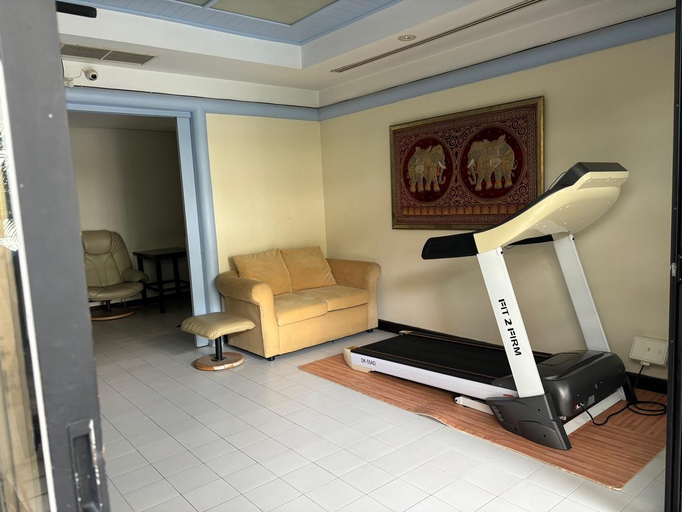 Others 5, Peace Pool BNB Family and Female only, Muang Chiang Mai
