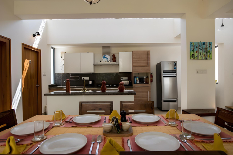 Others 4, Davey's Townhouse, Mandya