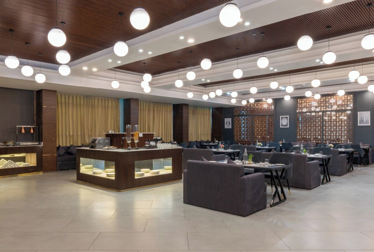Food & Drinks 4, Clark Inn Express Rajnagar, Ghaziabad