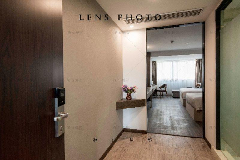 Bedroom 2, Borrman Hotel Wuxi Hubin Business Street, Wuxi