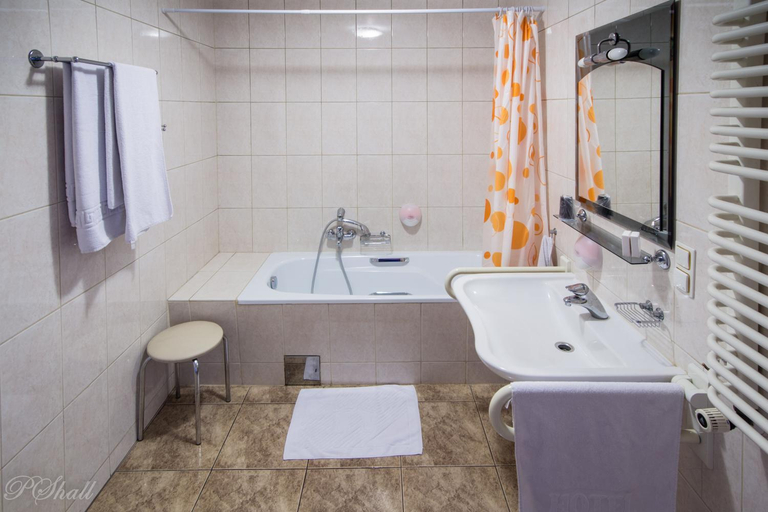 Bathroom 4, Nobilton Hotel, Kraków City