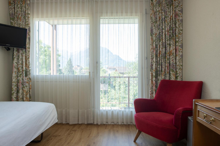 Bedroom 2, Seiler au Lac, Interlaken