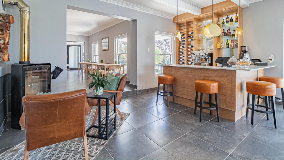 Food & Drinks 5, The Salene Hotel & Apartments, Cape Winelands